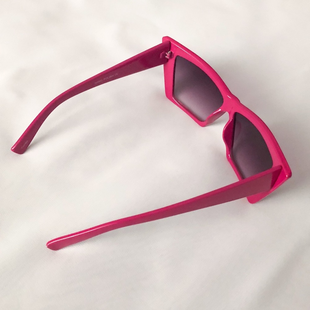Square Cat Eye Sunglasses - image 3